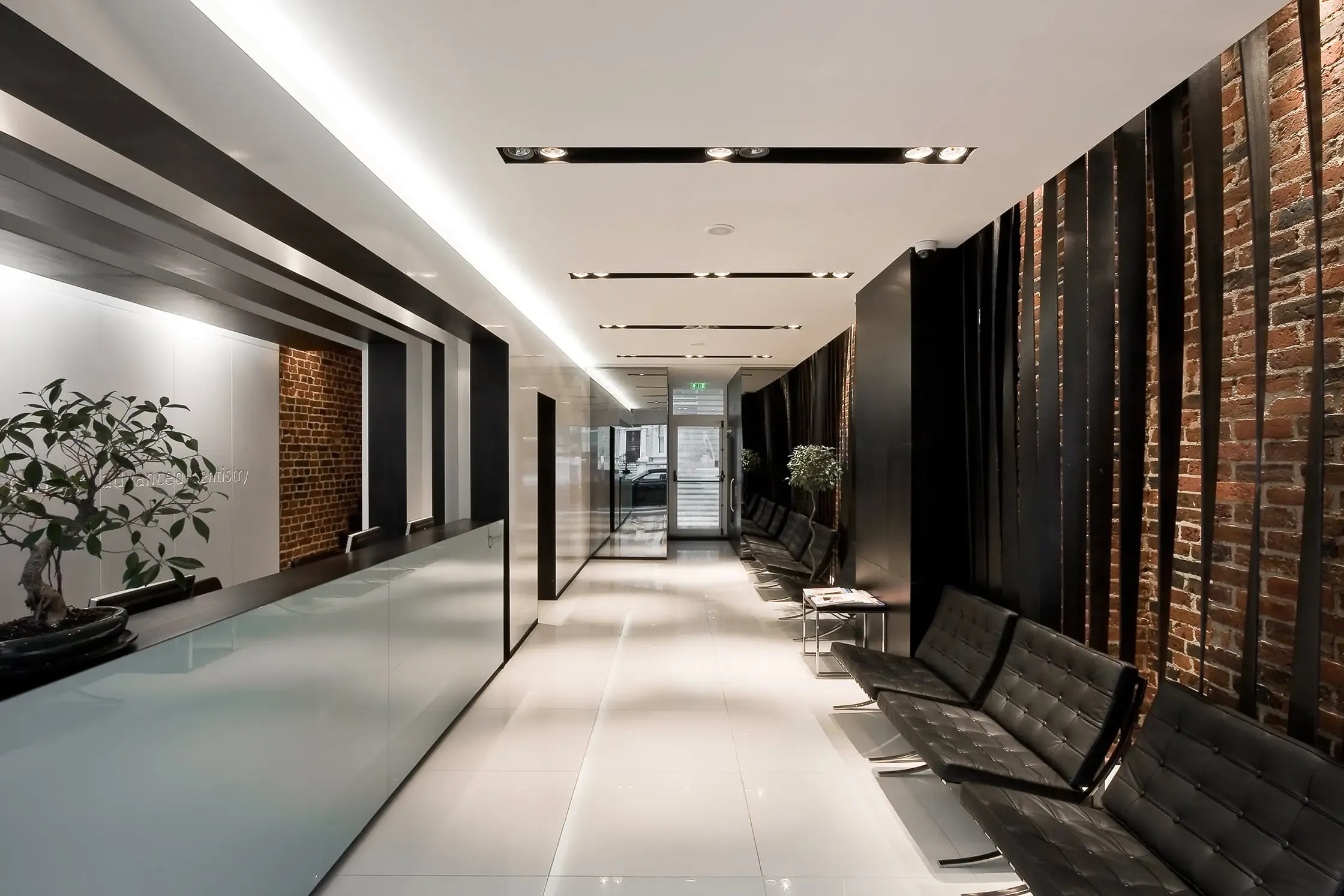 Brighton implant clinic destaque