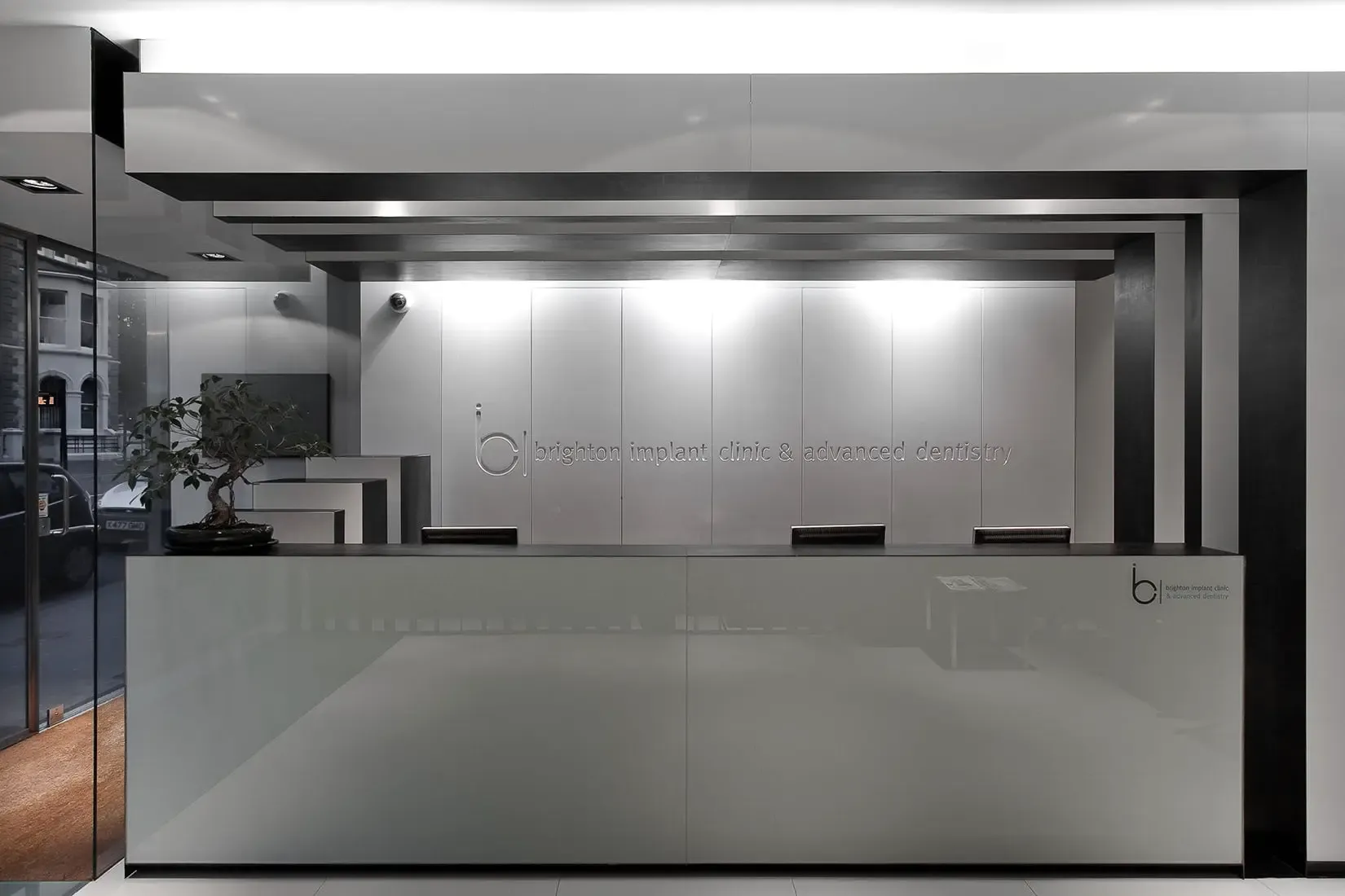 Brighton implant clinic